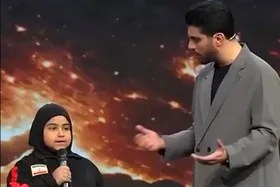 ویدئو | دختربچه وزنه‌بردار در برنامه کاپیتان همه را شوکه کرد؛ پدرم را بلند کردم!