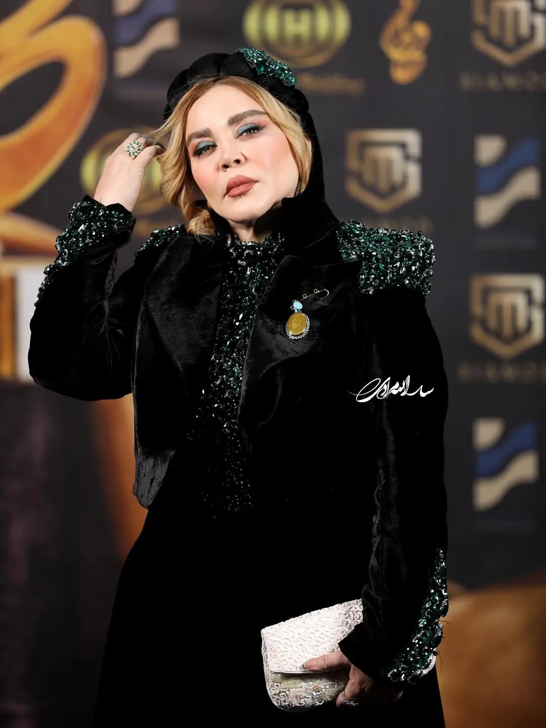 استایل بهاره رهنما در جشن حافظ