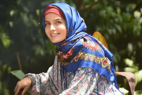 (عکس) ژست‌های صمیمانه  غزاله اکرمی و زهرا جهرمی بازیگران سریال سوجان