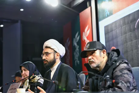  همجنسگرایی سوژه فیلم روحانی فیلمساز شد؛ ماجرای «غوطه‌ور» چیست؟