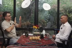 (ویدئو) اشک‌های محسن مسلمان در گفت‌و‌گو با علی ضیا: حسرت می‌خورم نگفتم بابا دوستت دارم!