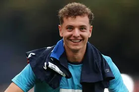 فیسنیک اصلانی؛ یامال نه، این مهاجم جوان مسی جدید بارسلونا خواهد شد!