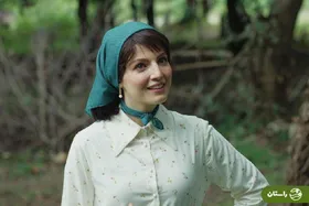 عکس‌ | شیرین نجات‌ (مهسا حجازی) و جمشید نجات (بابک حمیدیان) در پشت صحنه سریال تاسیان