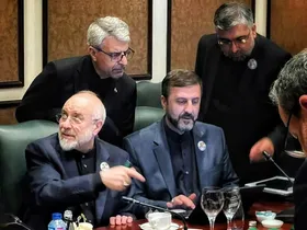ادعای الجزیره: پاسخ ایران روی میز [مقامات کشور]قرار دارد و در انتظار امضا یا اصلاح است