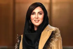 (عکس) لیلا بلوکات با تیپ زمستانی در هواپیما