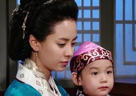 عکس | تغییر چهره بانو سویا سریال جومونگ در ۴۴ سالگی