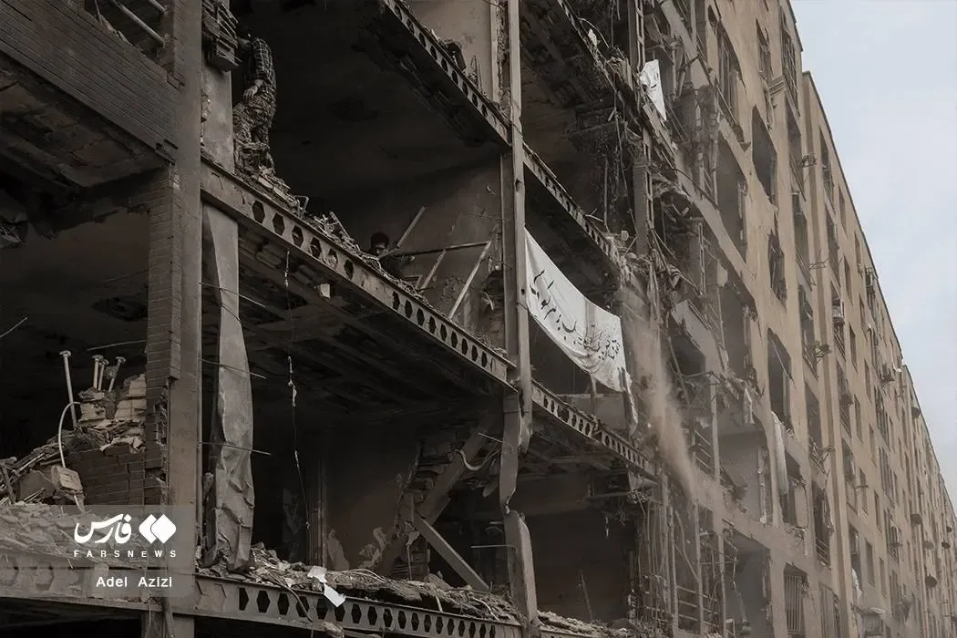 خسارت حمله هوایی به مجتمع مسکونی نارنجستان اراک