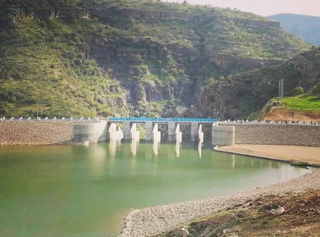 ویدئو | سرریز شدن سد کنگیر ایوانغرب ایلام