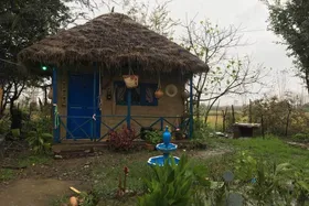 این خانه در گیلان ۷۰ سال خالی مانده بود و حالا بازسازی شد + ویدئو