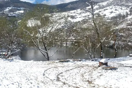 (تصاویر) طبیعت برفی دریاچه شورمست سوادکوه