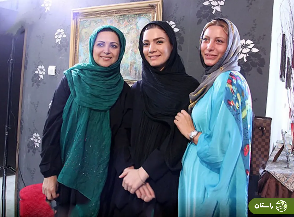 فریبا نادری در پشت صحنه سریال تلویزیونی فاخته به همراه متین ستوده و کمند امیرسلیمانی