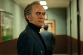 (ویدئو) تشویق شدید بابک حمیدیان در جشن حافظ