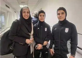 انصراف از پناهندگی؛ سه عضو دیگر تیم فوتبال زنان در راه ایران