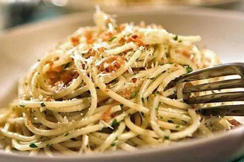 مهمان یک‌هویی دارید؟! یکی از این پنج غذای یک‌ساعت‌ونیمه را بپزید