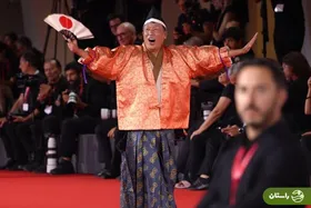 (عکس) جالب‌ترین و عجیب‌ترین ژست جشنواره فیلم ونیز متعلق به کیست؟