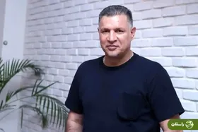 (ویدئو) آهنگی که روزبه نعمت‌اللهی در کنسرتش به علی دایی تقدیم کرد