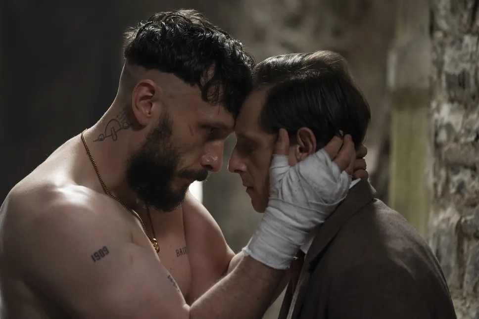 سریال نیمه‌مرد (Half Man)؛ درامی تاریک درباره فروپاشی روان یک مرد، تروما و تنهایی