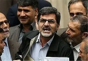 چه کسی شعار «مرگ بر فریدون» در مجلس سر داد؟