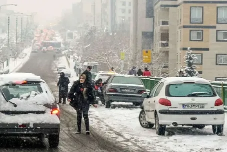 تهران برفی می‌شود