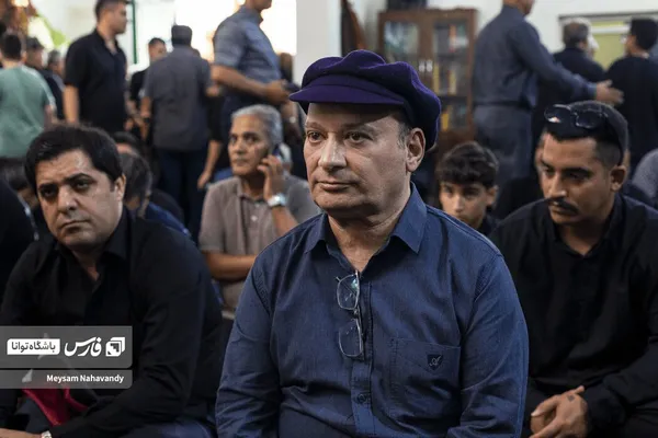 مراسم ختم مادر عموپوررنگ