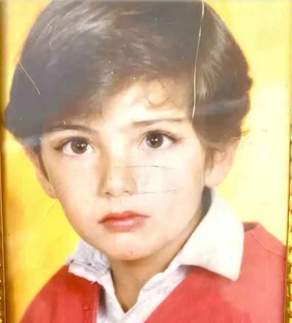 بیوگرافی محیا دهقانی