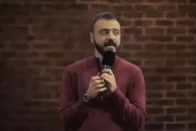 (ویدئو) شوخی جالب ابوطالب حسینی با پزشکیان و معلمان مدرسه