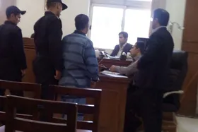 مرد همسرکش:‌ حس کردم مار روی سر همسرم است، با داس مار را زدم اما بعد فهمیدم سر همسرم را بریدم!