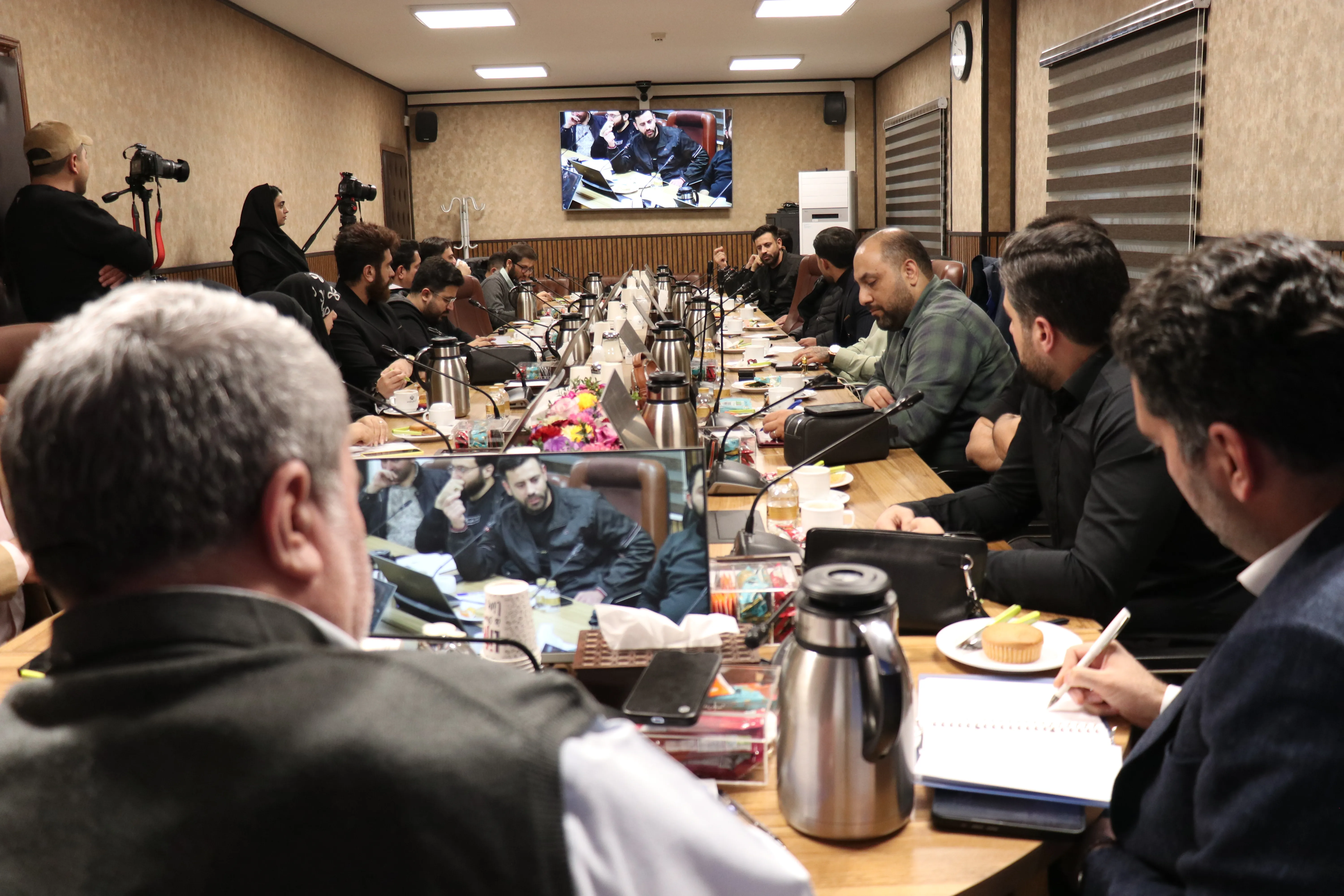 محسن افشانی بازیگر در یک مراسم دولتی محسن افشانی بازیگر در یک مراسم دولتی