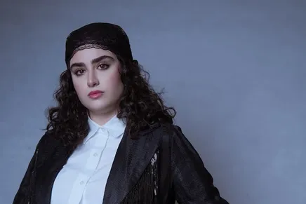 (عکس) سلفی آسانسوری هانیه غلامی با استایلی متفاوت