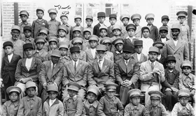 (عکس) تونل زمان؛ کلاس درس ریاضی در یکی از مدارس تهران؛ سال ۱۳۰۸