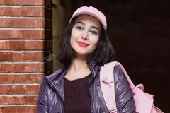 (عکس) تونل زمان؛ الناز حبیبی و ارسلان قاسمی در پشت صحنه سریال تلویزیونی «تا ثریا»؛ سال ۱۳۹۰