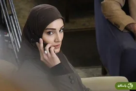 عکس | سلفی زهرا (زارا) نادری‌فر و رز رضوی بازیگران سریال «ناریا»