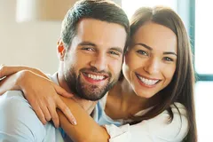 زوج‌ها حداقل روزی چند ثانیه باید یکدیگر را در آغوش بگیرند؟