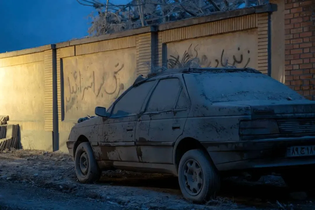 حمله هوایی به یک مدرسه در خمین