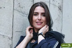 تصاویر | ژست‌های رها خدایاری در اکران خصوصی فیلم سینمایی «مرجان»