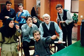 ویدئو | شعرخوانی در تلویزیون که ۲۰ سال است به آن می‌خندیم