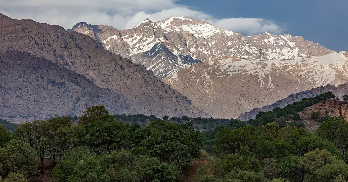 کوه کلنگ زاگرس کجاست؟