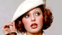 تصویر تازه گوگوش در کنار خواهر کوچکترش
