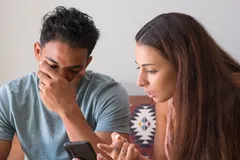 «خرده‌ خیانت» چیست و چه بلایی به سر روابط عاشقانه می‌آورد؟