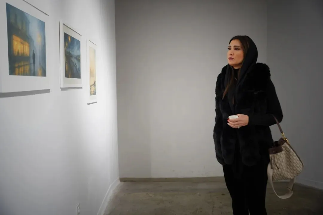 نیکی مظفری در نمایشگاه نقاشی بهار نوروزپور