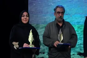 جایزه عجیب به المیرا شریفی‌مقدم و مصطفی خوش‌چشم