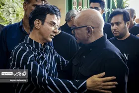 حضور پرتعداد هنرمندان در مراسم ختم مادر عموپورنگ + تصاویر