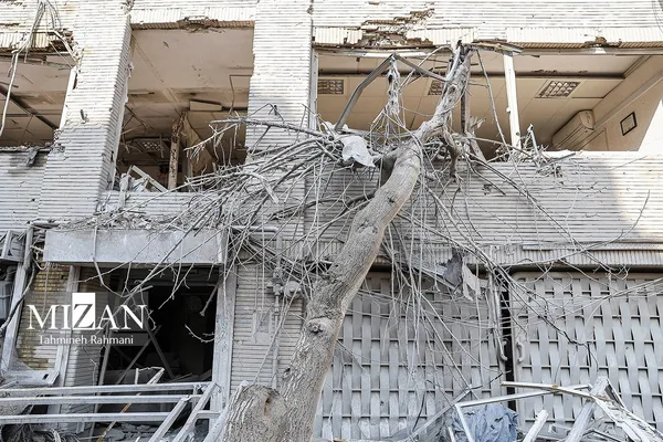 آثار حمله هوایی به خیابان ملک الشعرای بهار