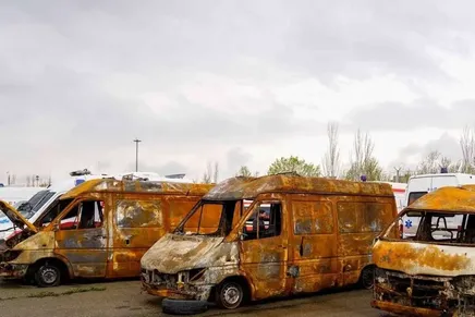 تصاویر حمله ویرانگر به اورژانس نازی‌آباد