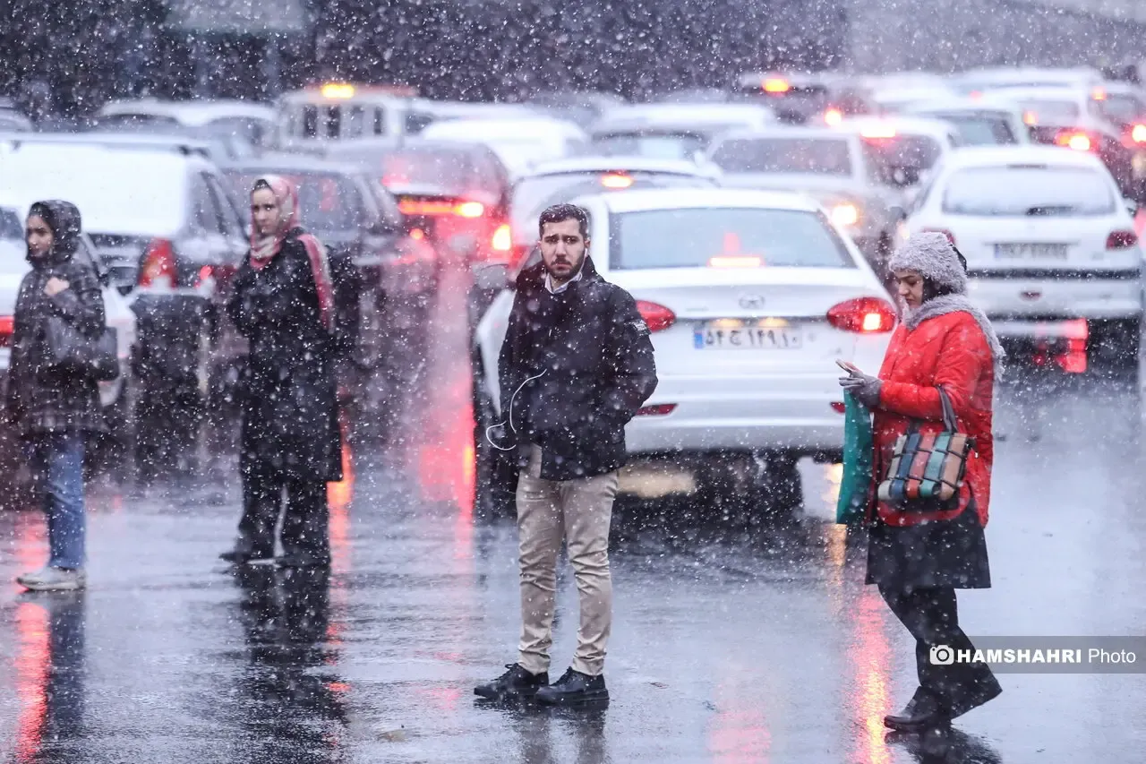 بارش برف در شمال تهران بارش برف در شمال تهران
