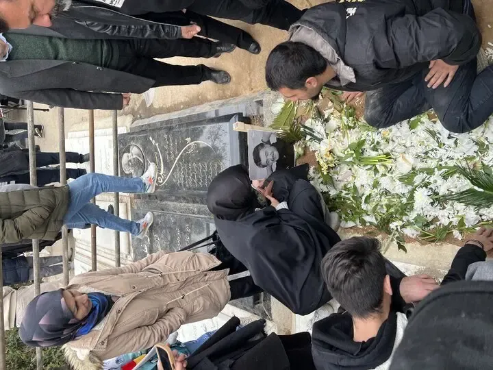 مراسم تشییع جنازه رضا رویگری