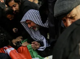 (عکس) خاکسپاری پیکر شهید علی شمخانی در امامزاده صالح (ع)