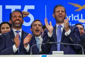 سود ۵ میلیارد دلاری خانواده ترامپ از جنگ با ایران