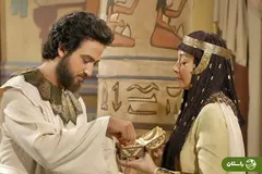 (ویدئو) پشت صحنه لحظه ورود یوسف به مهمانی و زنانی که دست خود را با چاقو می‌برند!