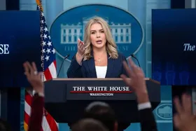 (ویدئو) سخنگوی کاخ سفید زمان پایان جنگ را اعلام کرد